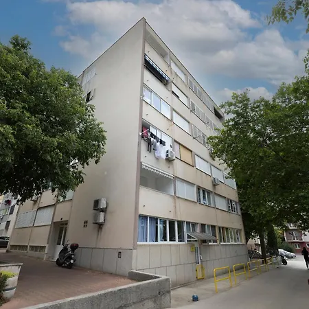 Nevenka Apartman *